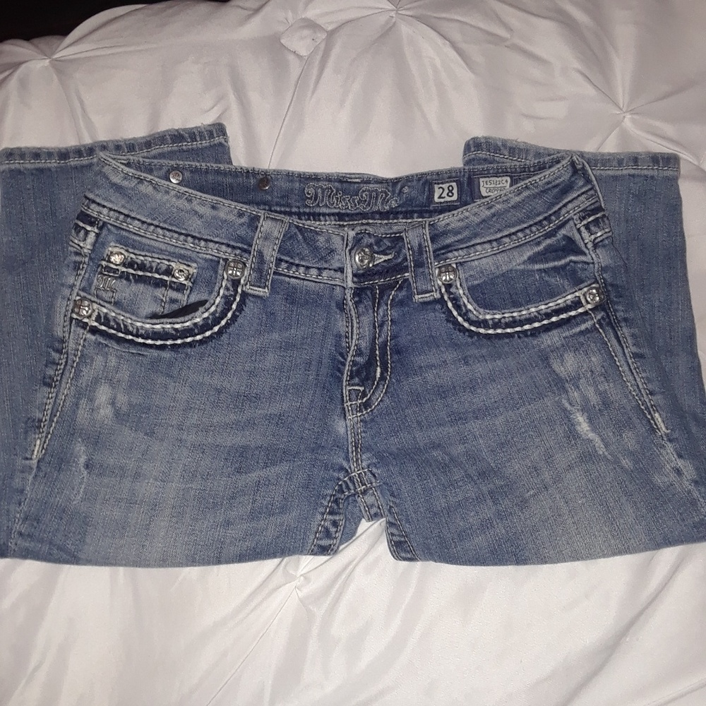 Miss Me Cropped Jeans